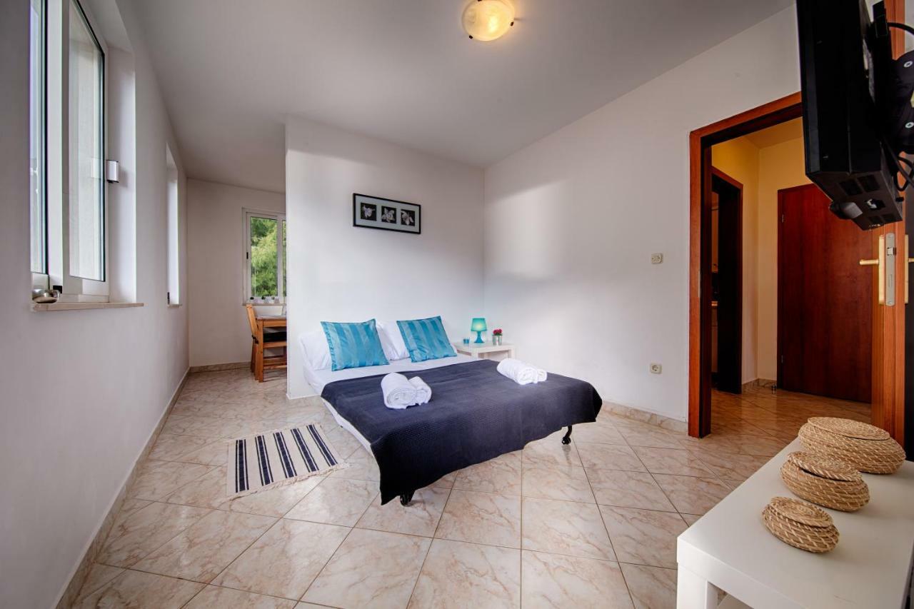 Apartments Marinkovic Komiža Zewnętrze zdjęcie