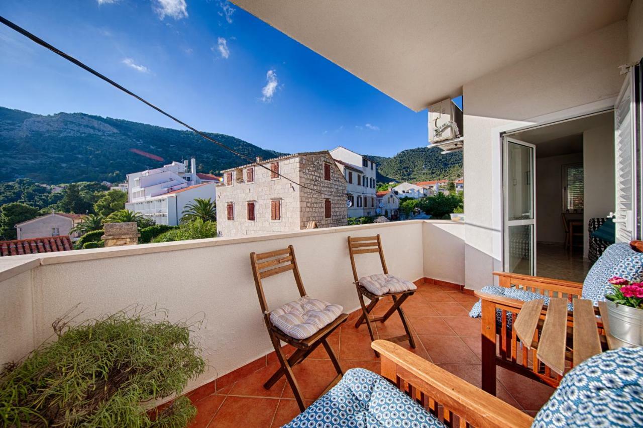 Apartments Marinkovic Komiža Zewnętrze zdjęcie
