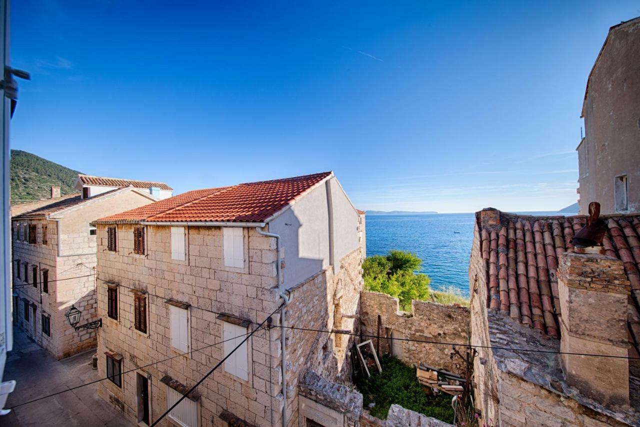 Apartments Marinkovic Komiža Zewnętrze zdjęcie