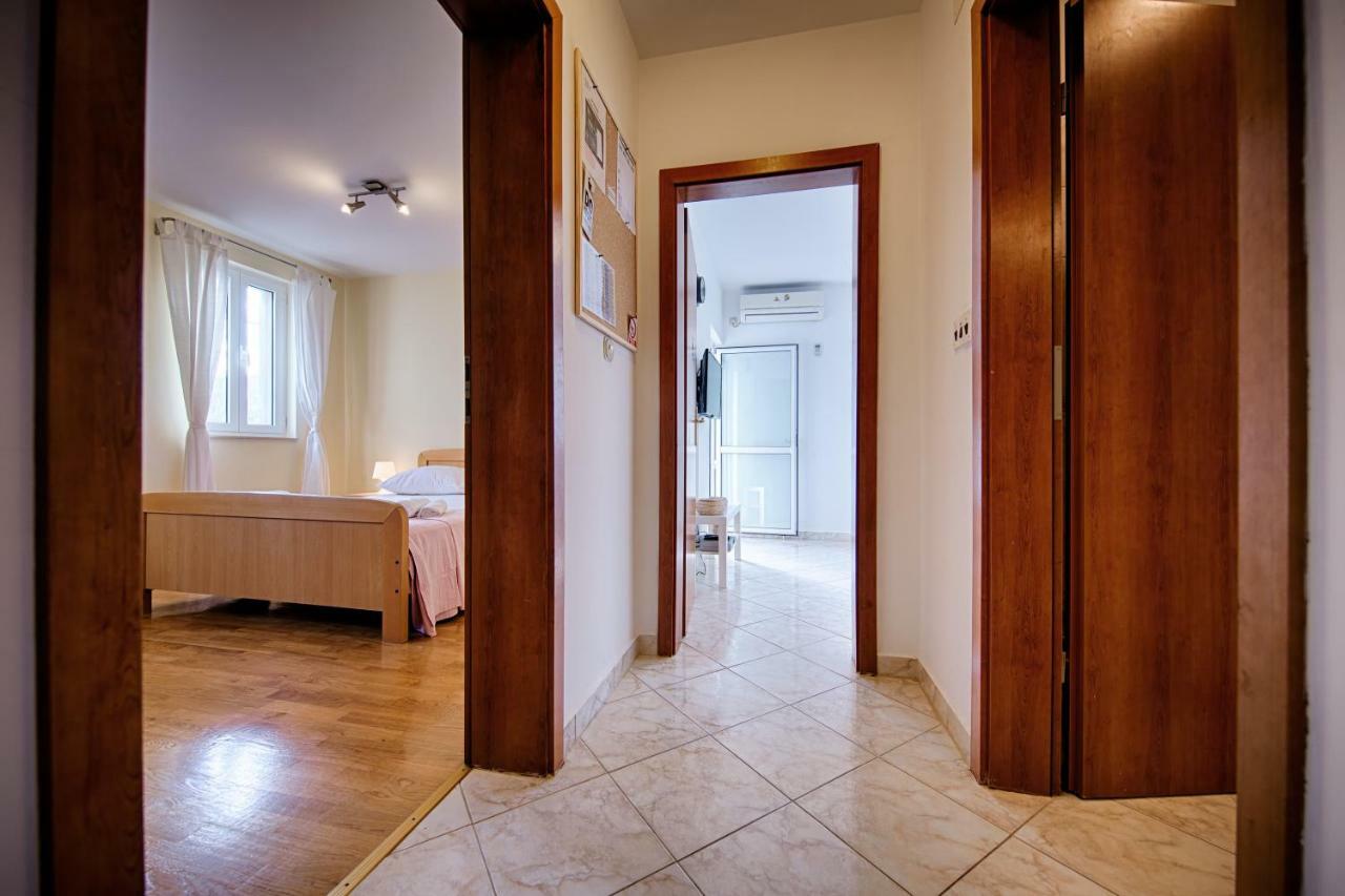 Apartments Marinkovic Komiža Zewnętrze zdjęcie