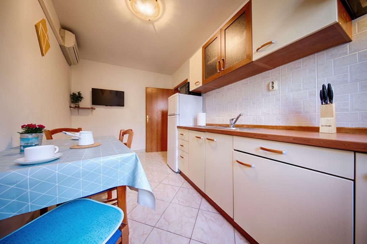 Apartments Marinkovic Komiža Zewnętrze zdjęcie